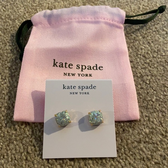 NWT- Kate Spade square stud earrings - Picture 2 of 3